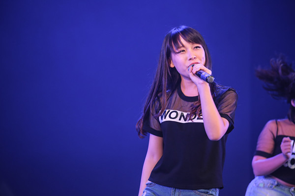 百合漫画
十佳歌手演唱会暨艺术团结汇顺利举行