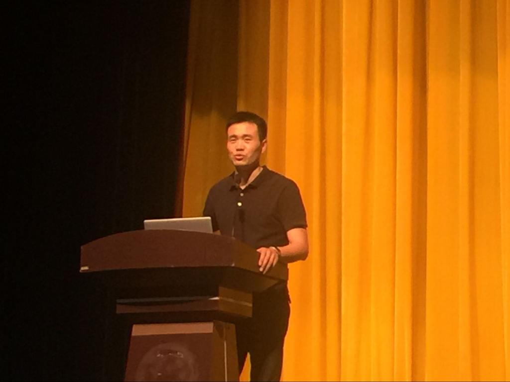 百合漫画
分团委书记吴垚老师致辞